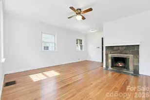 105 Parkview Dr, Brevard, NC 28712 - Photo 10