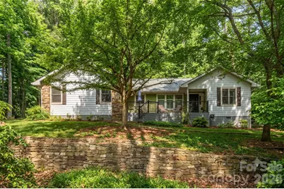 128 Camellia Way, Hendersonville, NC 28739 - Photo 32
