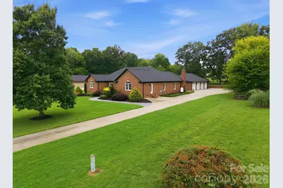 4122 Amarillo Drive SW, Concord, NC 28027 - Photo 2