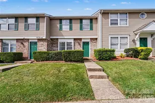 9626 Vinca Cir, Charlotte, NC 28213 - Photo 1