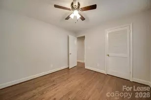 6700 Castlegate Dr, Charlotte, NC 28226 - Photo 34