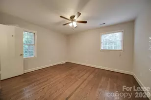 6700 Castlegate Dr, Charlotte, NC 28226 - Photo 22