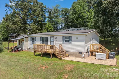 40 Farmstead Road, Leicester, NC 28748 - Photo 1