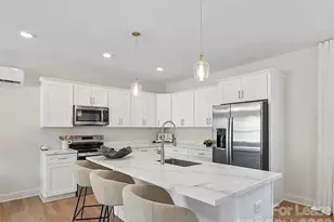 1104 Wonder Wy, Charlotte, NC 28208 - Photo 4
