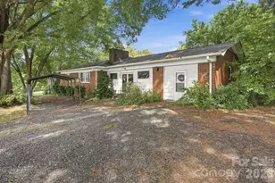 601 Faith Rd, Mooresville, NC 28115 - Photo 6