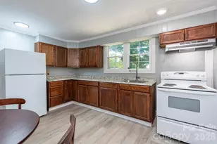 147 Gabriel St, Rutherfordton, NC 28139 - Photo 12