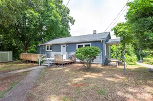 147 Gabriel St, Rutherfordton, NC 28139 - Photo 2