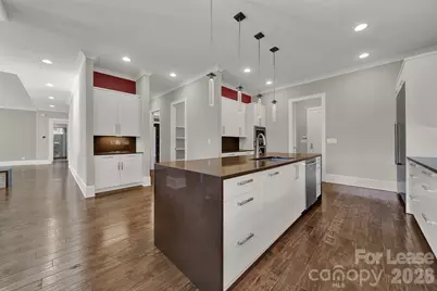 2011 Sharon Avenue, Charlotte, NC 28211 - Photo 10