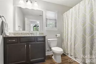 18532 Rosapenny Rd, Charlotte, NC 28278 - Photo 26
