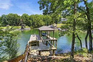 18532 Rosapenny Rd, Charlotte, NC 28278 - Photo 4
