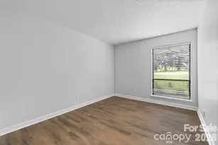 4340 N Center St, Hickory, NC 28601 - Photo 18