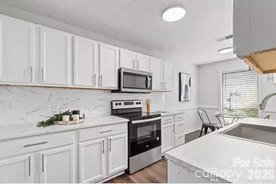 4340 N Center Street #403, Hickory, NC 28601 - Photo 4
