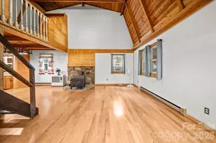 371 Patton Valley Dr, Nebo, NC 28761 - Photo 10