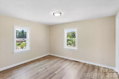 136 W Wilhemenia Street #19-22, Marion, NC 28752 - Photo 22
