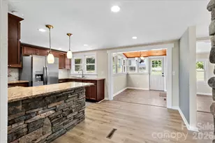 136 W Wilhemenia St, Marion, NC 28752 - Photo 14