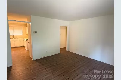 544 Blendwood Drive, Charlotte, NC 28215 - Photo 2