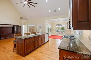 1851 29th Ave Pl NE, Hickory, NC 28601 - Photo 8