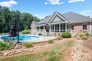 1851 29th Ave Pl NE, Hickory, NC 28601 - Photo 20