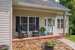 142 Azalea Dr, Connelly Springs, NC 28612 - Photo 4