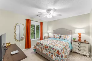 121 Stonecrest Dr, Asheville, NC 28803 - Photo 24
