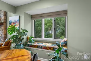 121 Stonecrest Dr, Asheville, NC 28803 - Photo 10