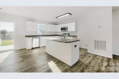 2394 Everton Circle SE, Concord, NC 28025 - Photo 6