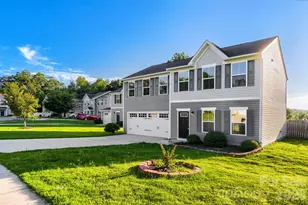 2394 Everton Cir SE, Concord, NC 28025 - Photo 2