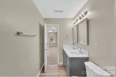 8500 Four Sisters Lane, Charlotte, NC 28215 - Photo 26