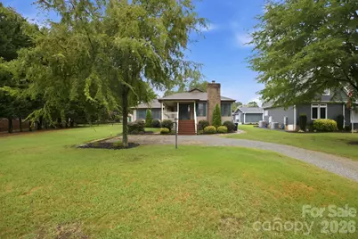 20118 Rainbow Circle, Cornelius, NC 28031 - Photo 4