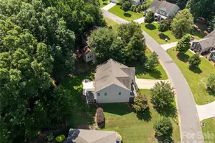 924 Autumn Glen Ct, Clover, SC 29710 - Photo 6