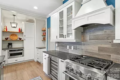 4759 Polo Gate Boulevard, Charlotte, NC 28216 - Photo 10