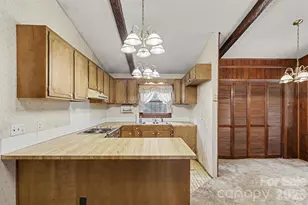 821 Ferrell Ave, Charlotte, NC 28216 - Photo 12