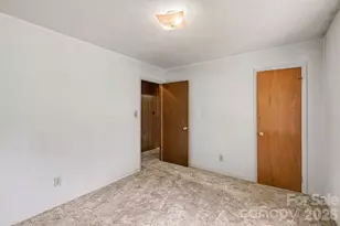 821 Ferrell Ave, Charlotte, NC 28216 - Photo 22
