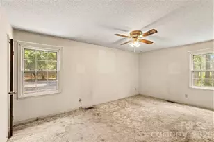 821 Ferrell Ave, Charlotte, NC 28216 - Photo 18