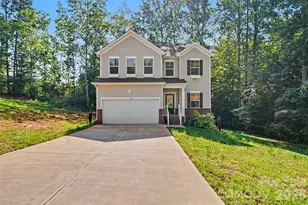 5146 Mark Dr NE, Hickory, NC 28601 - Photo 1
