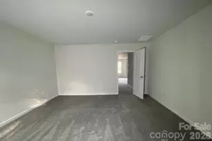 5146 Mark Dr NE, Hickory, NC 28601 - Photo 2