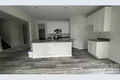 5146 Mark Drive NE, Hickory, NC 28601 - Photo 6