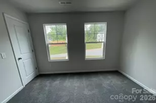 5146 Mark Dr NE, Hickory, NC 28601 - Photo 10