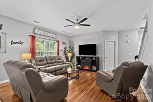 6600 Hermsley Rd, Charlotte, NC 28278 - Photo 14