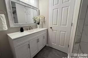 2411 Kimway Dr, Matthews, NC 28105 - Photo 12