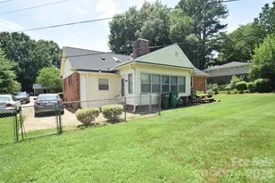 531 Seneca Pl, Charlotte, NC 28210 - Photo 24