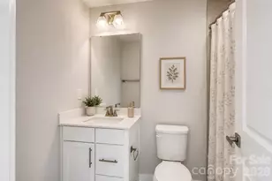 658 Uwharrie River Rd, Charlotte, NC 28211 - Photo 22