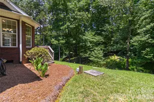 280 Catawba Crest Ln, Lake Wylie, SC 29710 - Photo 36