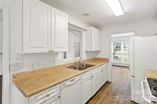 748 Chipmeadow Ln, York, SC 29745 - Photo 14