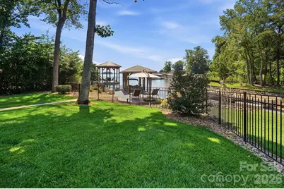 3210 Lake Shore Road S, Denver, NC 28037 - Photo 2