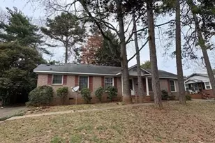 2929 Amity Garden Ct, Charlotte, NC 28205 - Photo 1