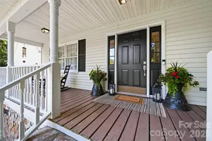 131 Fox Runn Dr, Granite Falls, NC 28630 - Photo 2