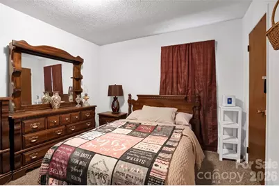 308 S Pine Street, Dallas, NC 28034 - Photo 8