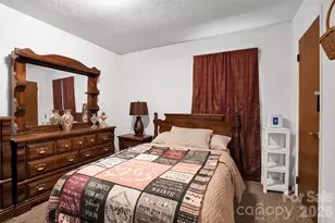 308 S Pine St, Dallas, NC 28034 - Photo 8