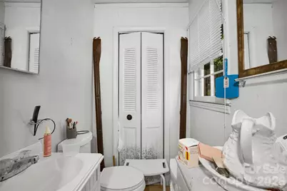 308 S Pine Street, Dallas, NC 28034 - Photo 14